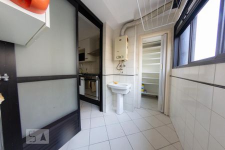 Apartamento à venda com 103m², 3 quartos e 2 vagasÁrea de Serviço