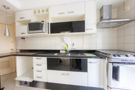 Apartamento à venda com 103m², 3 quartos e 2 vagasCozinha