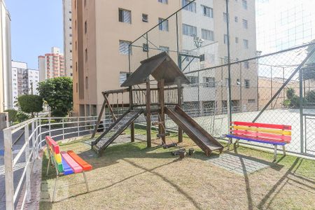 Apartamento à venda com 77m², 3 quartos e 1 vaga Apartamento à venda com 77m², 3 quartos e 1 vagaArea Comum Playground