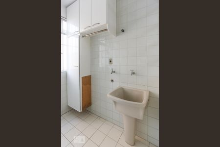 Apartamento à venda com 77m², 3 quartos e 1 vaga Apartamento à venda com 77m², 3 quartos e 1 vagaArea de Serviço