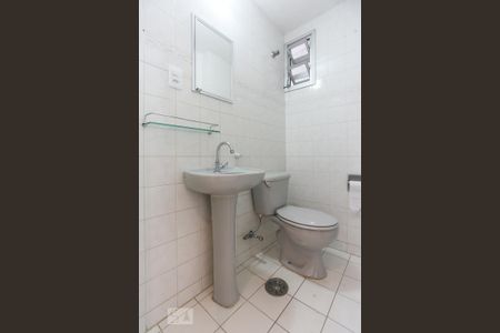 Apartamento à venda com 77m², 3 quartos e 1 vaga Apartamento à venda com 77m², 3 quartos e 1 vagaBanheiro