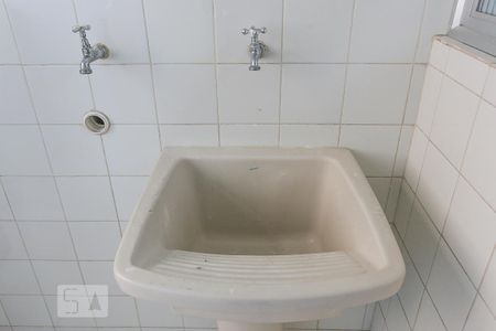 Apartamento à venda com 77m², 3 quartos e 1 vaga Apartamento à venda com 77m², 3 quartos e 1 vagaArea de Serviço