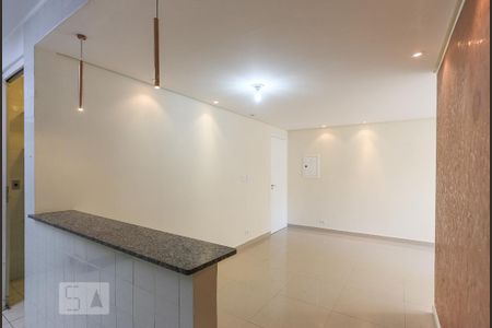 Apartamento à venda com 77m², 3 quartos e 1 vaga Apartamento à venda com 77m², 3 quartos e 1 vagaSala de Jantar