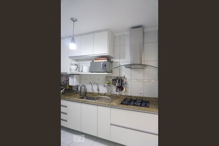 Casa de condomínio à venda com 101m², 3 quartos e 2 vagas Casa de condomínio à venda com 101m², 3 quartos e 2 vagasCozinha