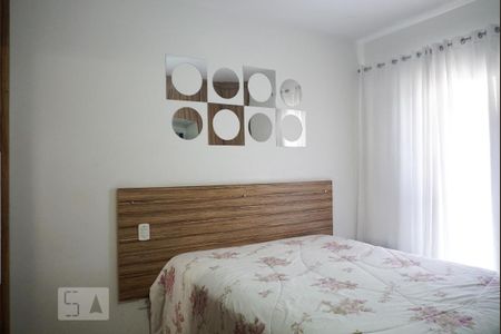 Casa de condomínio à venda com 101m², 3 quartos e 2 vagas Casa de condomínio à venda com 101m², 3 quartos e 2 vagasSuíte