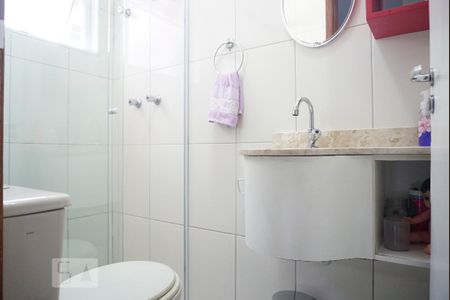 Casa de condomínio à venda com 101m², 3 quartos e 2 vagas Casa de condomínio à venda com 101m², 3 quartos e 2 vagasBanheiro Social