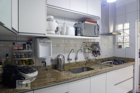 Casa de condomínio à venda com 101m², 3 quartos e 2 vagas Casa de condomínio à venda com 101m², 3 quartos e 2 vagasCozinha