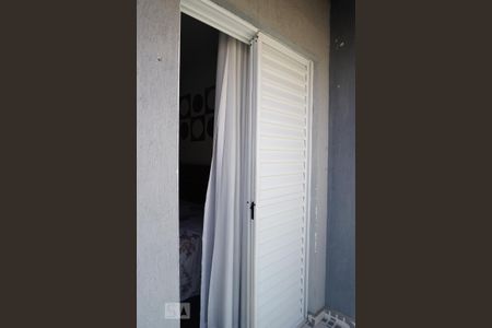 Casa de condomínio à venda com 101m², 3 quartos e 2 vagas Casa de condomínio à venda com 101m², 3 quartos e 2 vagasVaranda da Suíte