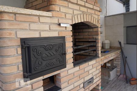 Casa de condomínio à venda com 101m², 3 quartos e 2 vagas Casa de condomínio à venda com 101m², 3 quartos e 2 vagasÁrea comum - Churrasqueira
