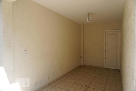 Casa de condomínio à venda com 101m², 3 quartos e 2 vagas Casa de condomínio à venda com 101m², 3 quartos e 2 vagasGaragem
