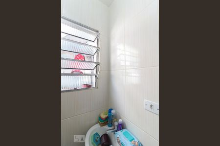 Casa à venda com 115m², 4 quartos e 2 vagasBanheiro 2