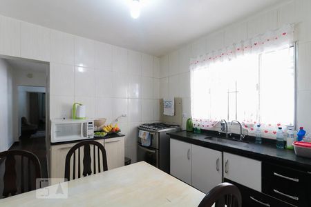 Casa à venda com 115m², 4 quartos e 2 vagasCozinha