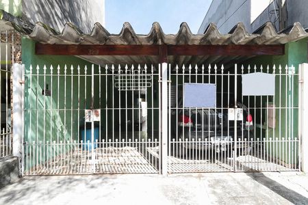 Casa à venda com 115m², 4 quartos e 2 vagasFachada