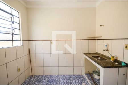 Casa à venda com 140m², 2 quartos e sem vaga Casa à venda com 140m², 2 quartos e sem vagaCozinha