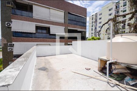 Casa à venda com 140m², 2 quartos e sem vaga Casa à venda com 140m², 2 quartos e sem vagaTerraço