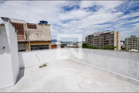 Casa à venda com 140m², 2 quartos e sem vaga Casa à venda com 140m², 2 quartos e sem vagaTerraço