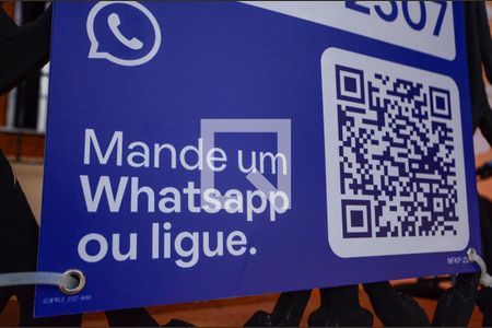 Casa à venda com 140m², 2 quartos e sem vaga Casa à venda com 140m², 2 quartos e sem vagaFachada