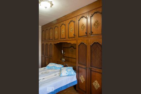 QUARTO 1 SUITE de casa à venda com 3 quartos, 250m² em Parque Sao Domingos, São Paulo