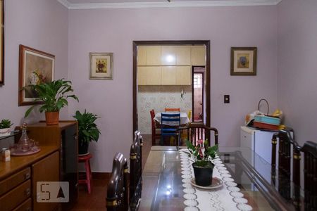 Casa à venda com 250m², 3 quartos e 2 vagasCOPA