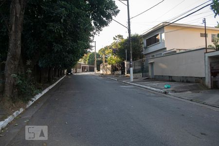 Casa à venda com 250m², 3 quartos e 2 vagasVISTA RUA