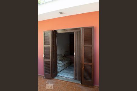 Casa à venda com 250m², 3 quartos e 2 vagasSACADA QUARTO 2