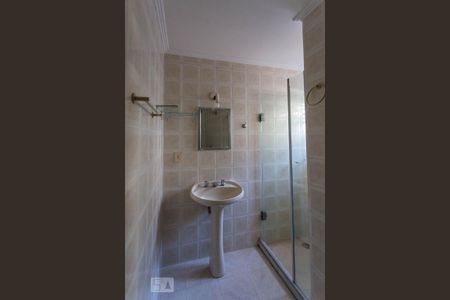 Apartamento à venda com 76m², 2 quartos e sem vaga Apartamento à venda com 76m², 2 quartos e sem vagaBanheiro