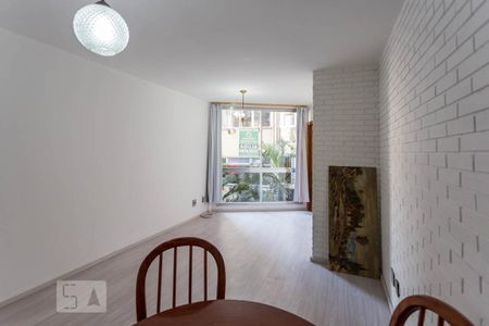 Apartamento à venda com 76m², 2 quartos e sem vaga Apartamento à venda com 76m², 2 quartos e sem vagaSala
