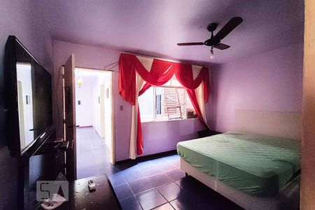 Casa à venda com 100m², 4 quartos e 2 vagas