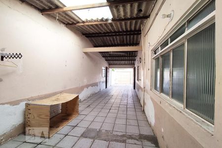 Casa à venda com 100m², 4 quartos e 2 vagas