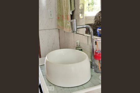 Casa à venda com 100m², 4 quartos e 2 vagas