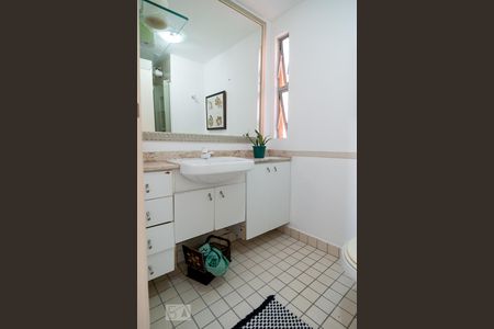 Apartamento para alugar com 64m², 3 quartos e 1 vaga Apartamento para alugar com 64m², 3 quartos e 1 vagaBanheiro Social