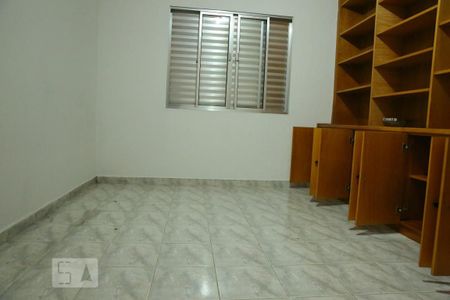Casa à venda com 200m², 4 quartos e 2 vagasQuarto 4 - Suíte