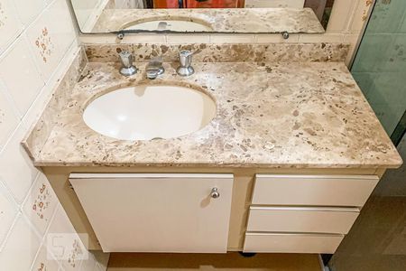 Apartamento à venda com 130m², 3 quartos e 1 vagaBanheiro do Quarto 3