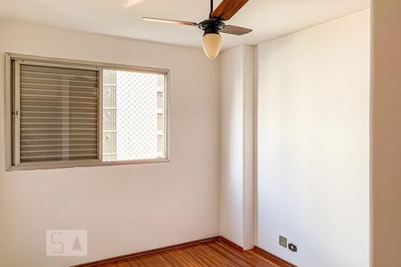 Apartamento à venda com 130m², 3 quartos e 1 vagaQuarto 2