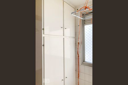 Apartamento à venda com 130m², 3 quartos e 1 vagaÁrea de Serviço