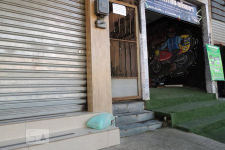 Frente de kitnet/studio para alugar com 1 quarto, 24m² em Gardênia Azul, Rio de Janeiro