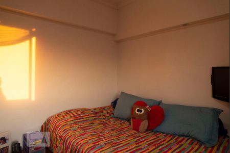 Apartamento à venda com 146m², 4 quartos e 1 vagaQuarto 2