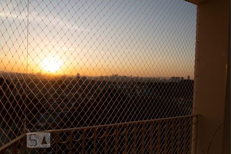 Sacada de apartamento à venda com 4 quartos, 146m² em Parque Tomas Saraiva, São Paulo