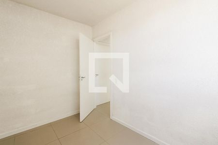 Quarto 1 de apartamento à venda com 2 quartos, 45m² em Mário Quintana, Porto Alegre