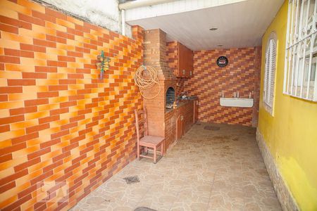 Casa de condomínio à venda com 182m², 4 quartos e 2 vagas Casa de condomínio à venda com 182m², 4 quartos e 2 vagasChurrasqueira