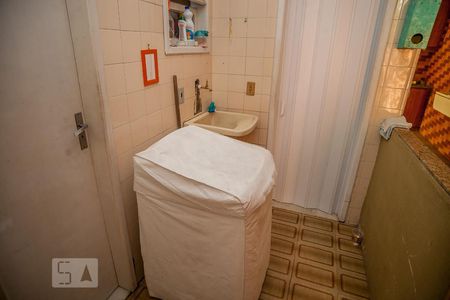 Casa de condomínio à venda com 182m², 4 quartos e 2 vagas Casa de condomínio à venda com 182m², 4 quartos e 2 vagasÁrea de Serviço