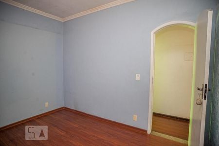 Casa de condomínio à venda com 182m², 4 quartos e 2 vagas Casa de condomínio à venda com 182m², 4 quartos e 2 vagasQuarto 1