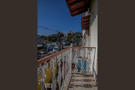 Casa de condomínio à venda com 182m², 4 quartos e 2 vagas Casa de condomínio à venda com 182m², 4 quartos e 2 vagasVaranda da Suíte