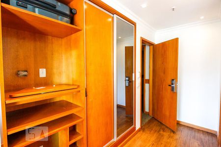 Studio à venda com 40m², 1 quarto e 1 vagaSala / Quarto - Armário