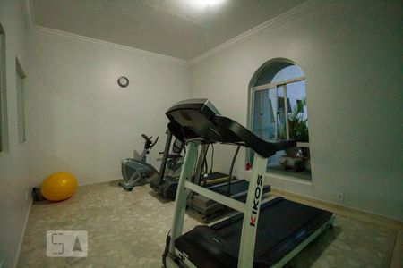 Apartamento à venda com 134m², 2 quartos e 2 vagasÁrea comum - Academia