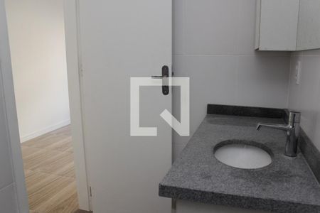 Casa de condomínio à venda com 140m², 3 quartos e 2 vagas Casa de condomínio à venda com 140m², 3 quartos e 2 vagasBanheiro da Suíte