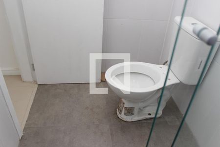 Casa de condomínio à venda com 140m², 3 quartos e 2 vagas Casa de condomínio à venda com 140m², 3 quartos e 2 vagasBanheiro