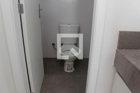 Casa de condomínio à venda com 140m², 3 quartos e 2 vagas Casa de condomínio à venda com 140m², 3 quartos e 2 vagasBanheiro