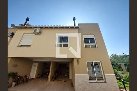 Casa de condomínio à venda com 140m², 3 quartos e 2 vagas Casa de condomínio à venda com 140m², 3 quartos e 2 vagasFachada da Casa