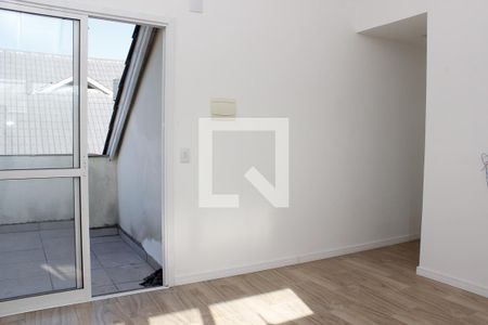 Casa de condomínio à venda com 140m², 3 quartos e 2 vagas Casa de condomínio à venda com 140m², 3 quartos e 2 vagasCobertura